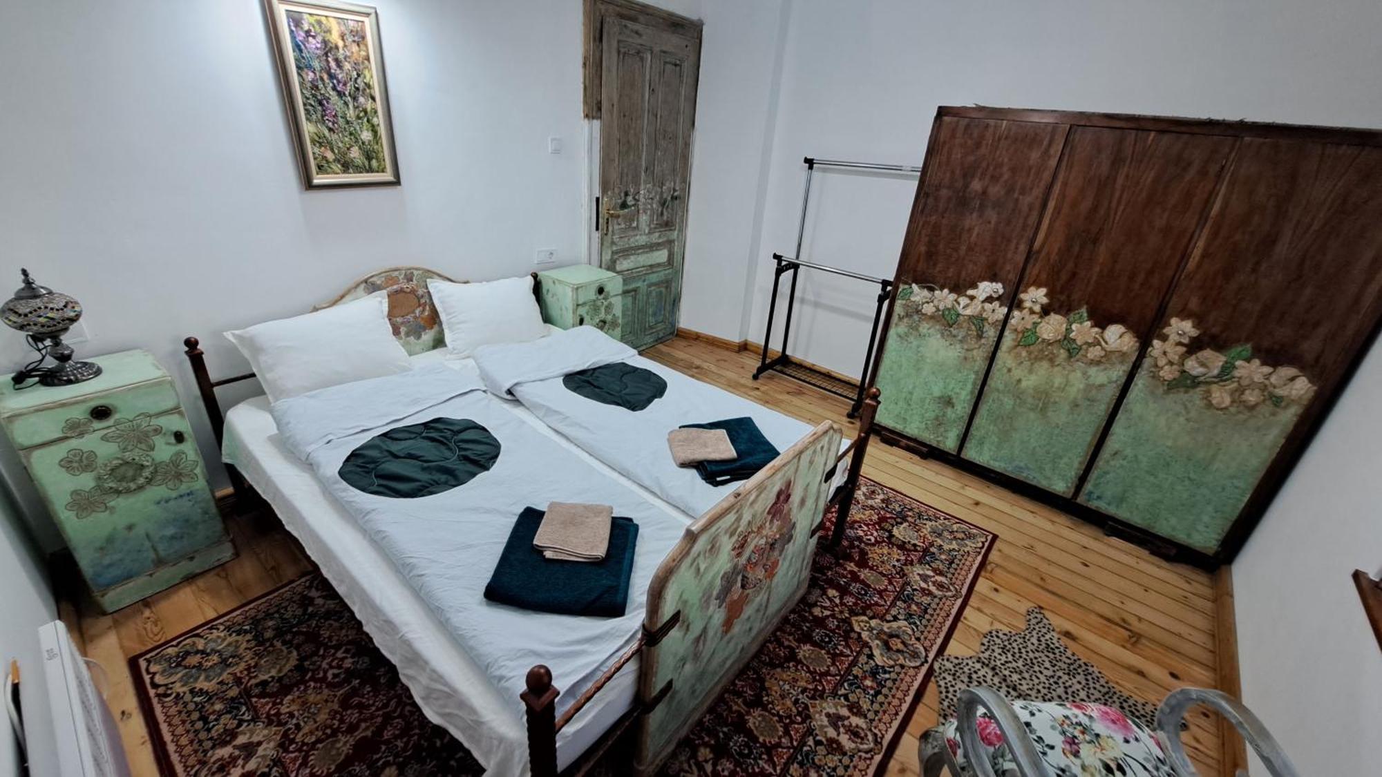 Modern & Old Apartment Sofia